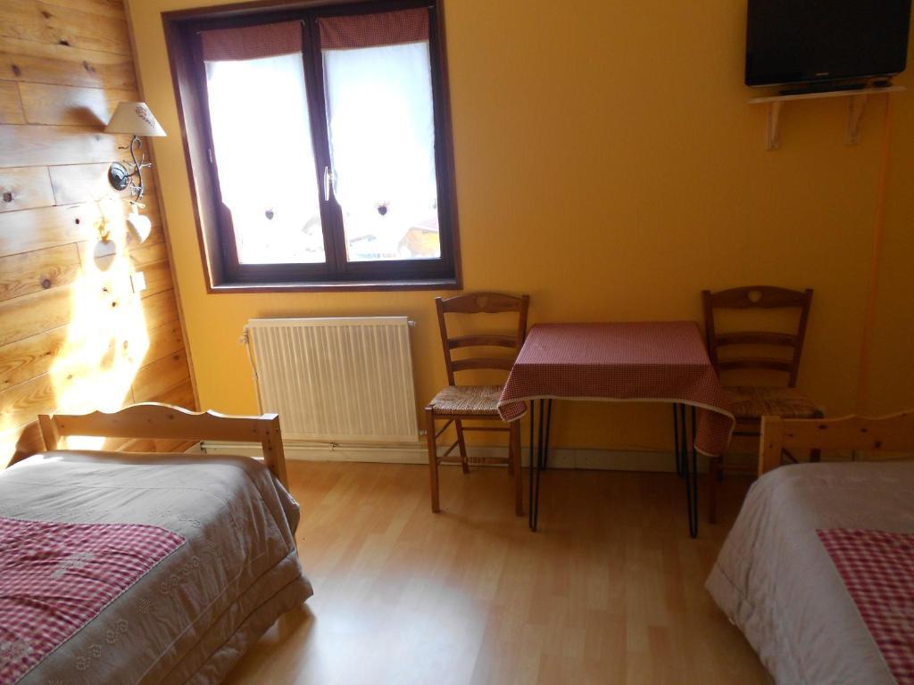 Hotel L'Oree Du Bois Xonrupt-Longemer Ruang foto